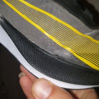  оригинални маратонки Nike ZOOM FLY 3 номер 42-42,5, снимка 14 - Маратонки - 41397563