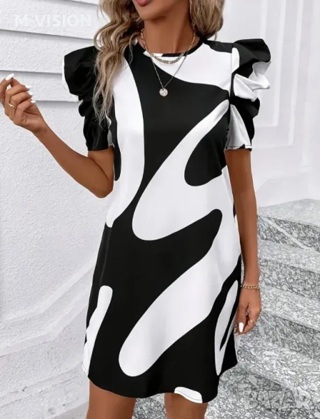 Дамска рокля, снимка 1