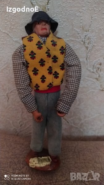 Santons Martigues figure Колекционерска ръчно изработена Фигура на мъж, селянин , снимка 1