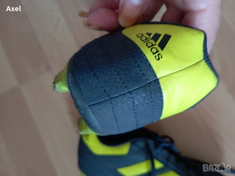 Футболни обувки 38номер, снимка 1