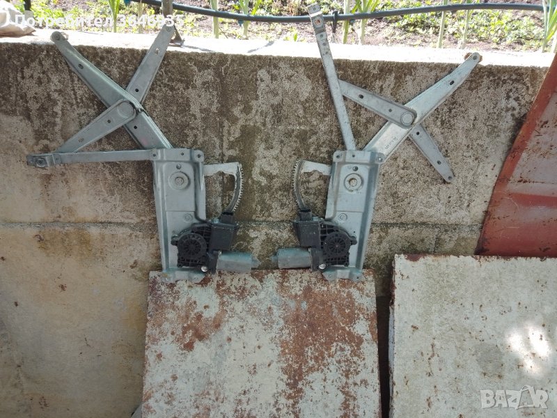 Стъклоповдигащи устройства за предните стъкла за Опел Вектра комби., снимка 1