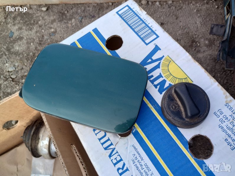 Вратичка + капачка резервоар Мерцедес W210 Е класа, снимка 1