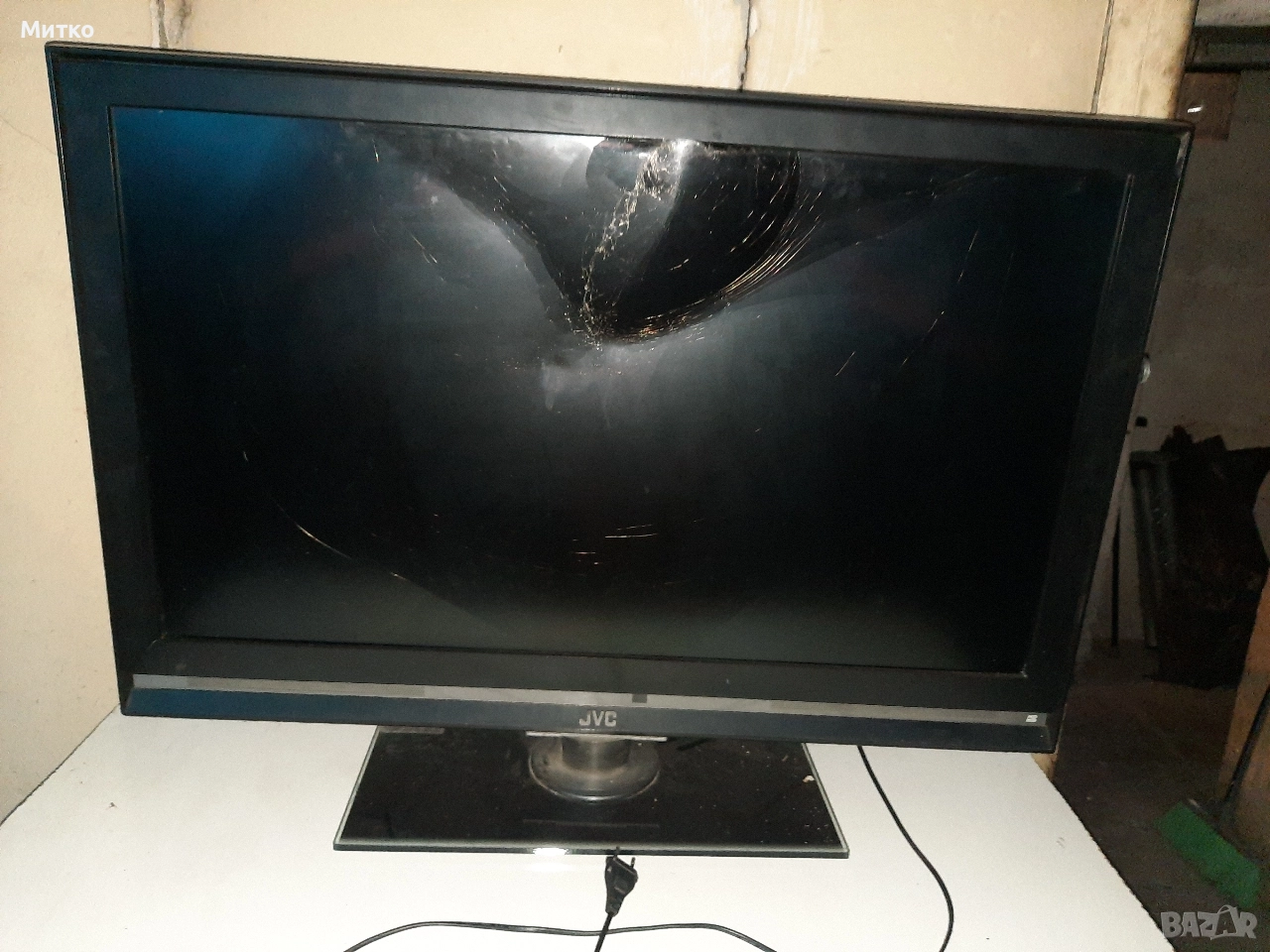 Работещ 37 инчов телевизор JVC модел LT-37A80XU за части, снимка 1