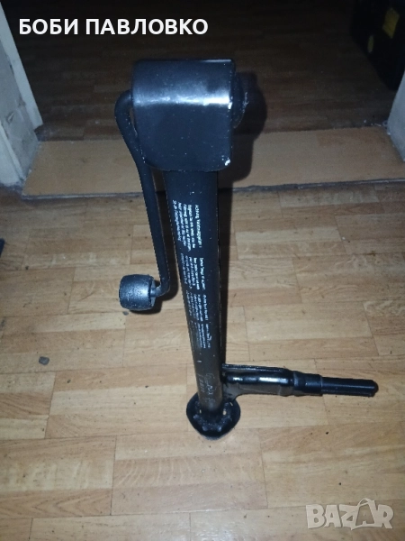 Оем крик винтов мерцедес-бенц, снимка 1