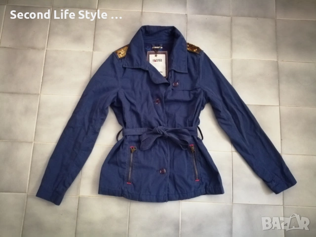 Tommy Hilfiger оригинално дамско преходно яке с колан и пайети р-р M