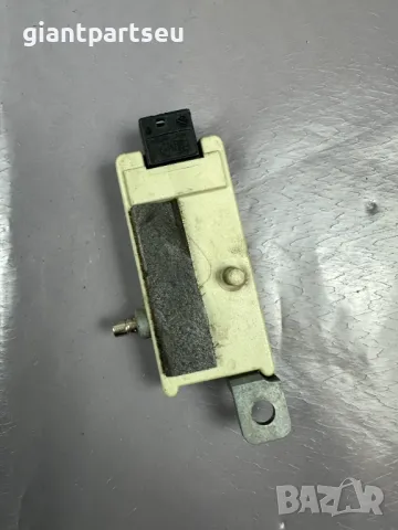 Усилвател Антена за БМВ BMW E53 8377658-01, снимка 3 - Части - 49112489