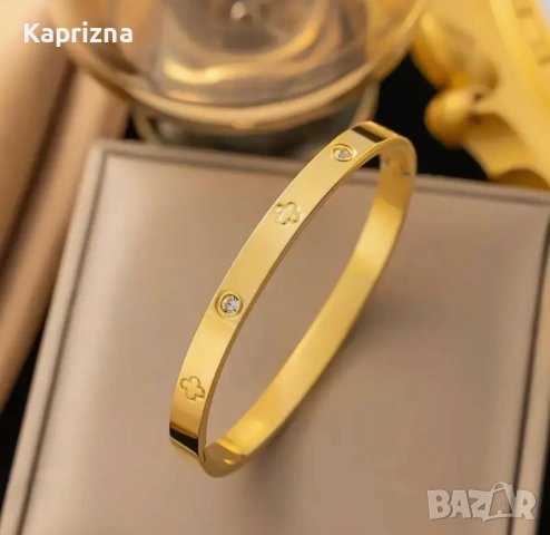 Луксозна гривна с детелина и кристали