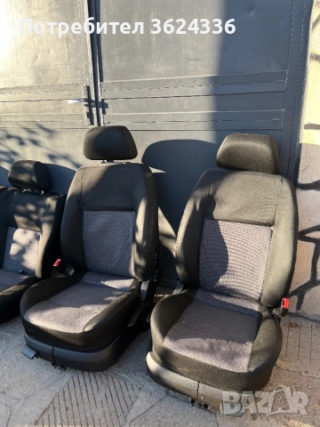 Продавам седалки за голф 4 комби без забележки