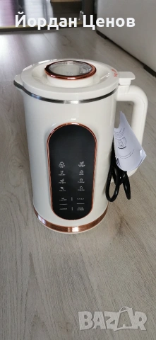 Уред за ядково мляко 