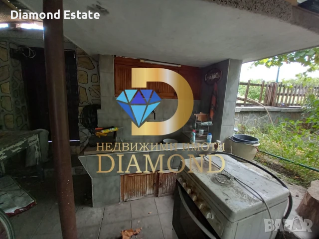 Двуетажна къща в село Зетьово, обл. Стара Загора, снимка 11 - Къщи - 51274535