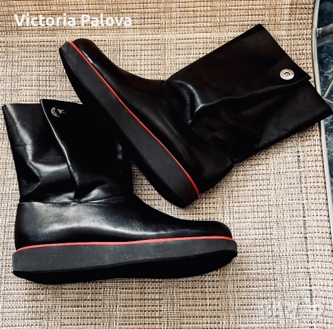 Модна къща JIL SANDER култови кожени ботуши с червена подметка, снимка 15 - Дамски ботуши - 52484363