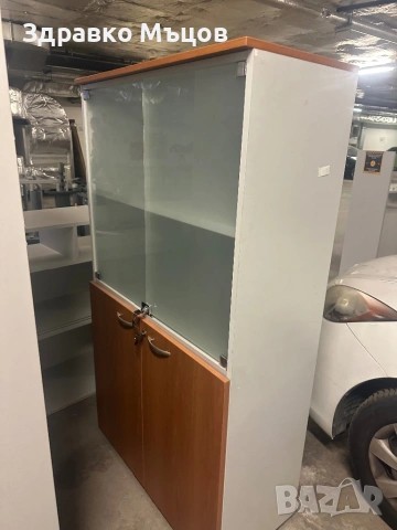 Офис оборудване-бюра 60бр., снимка 16 - Шкафове и рафтове - 53854142