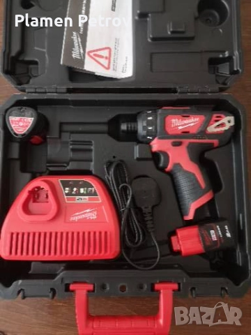 Винтоверт Милуоки 12 V комплект 
