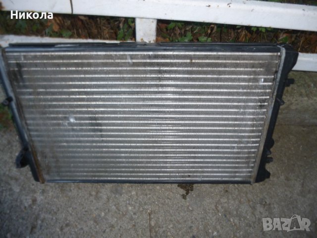 Воден радиатор Фолксваген Голф 4 1.9 110 к.с, снимка 1 - Части - 42494859