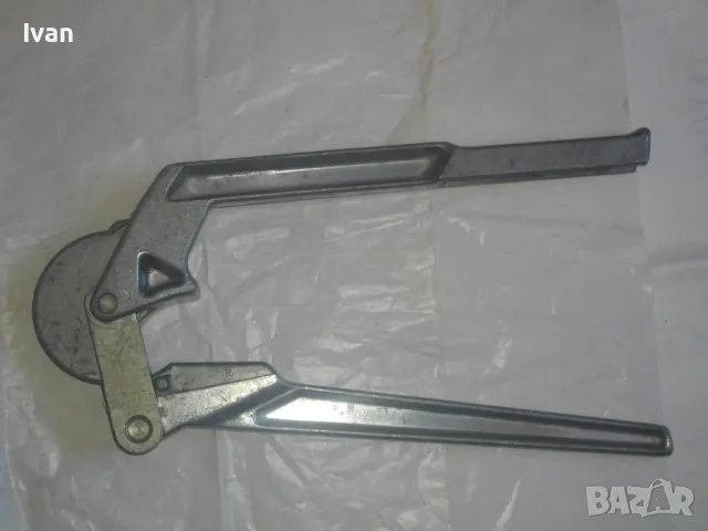 Тръбогиб 16мм UNICUM Немски ръчен уред за огъване тръби алуминиев профи промишлен индустриален 2кг, снимка 14 - Други инструменти - 47603002