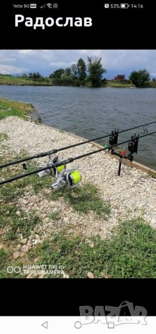 Комплект въдици и макари. 