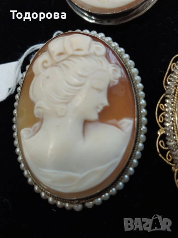 Антикварни Брошки,медальони,камеи,сребро,позлата/цени от 80 до 300 евро, снимка 7 - Колекции - 53485021