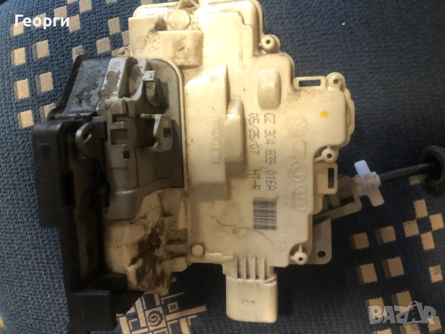 Брави за пасат б6за vw 3C1 837 016A