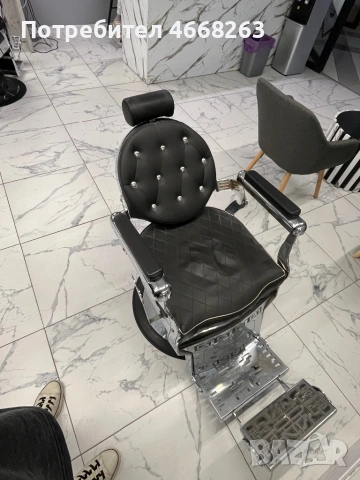 Бръснарски стол, снимка 3 - Бръснарски столове - 53604371