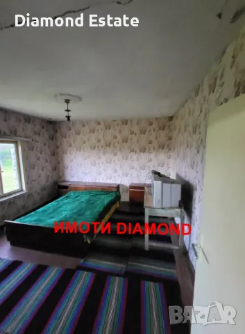 Двуетажна къща в село Гита общ. Чирпан, снимка 5 - Къщи - 50217650