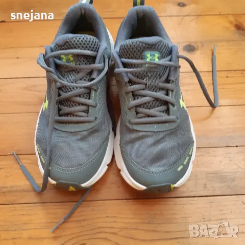 Оригинални маратонки на Under Armour , снимка 6 - Маратонки - 49449480