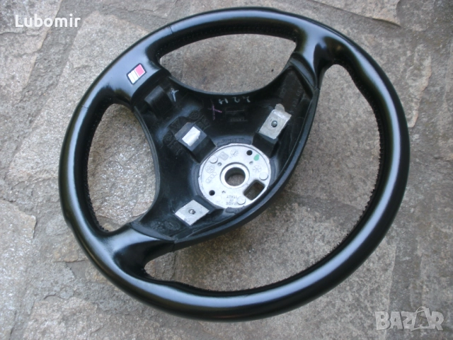 Волан трилъчев - оригинален Audi A4,A6,A8,TT - S Line !, снимка 4 - Аксесоари и консумативи - 51905701
