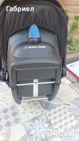 Детско столче за кола Maxi Cosi Cabrio fix 0-10 кг много запазено , снимка 7 - Столчета за кола и колело - 56150286