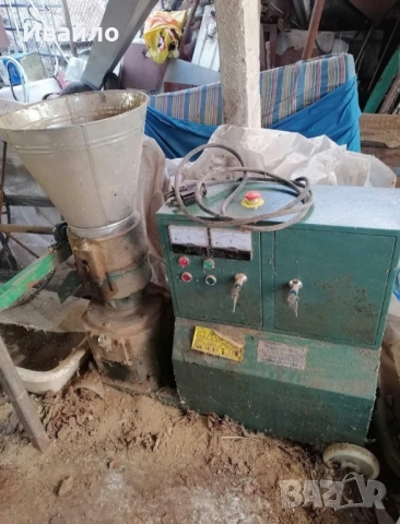 Машина за пелети