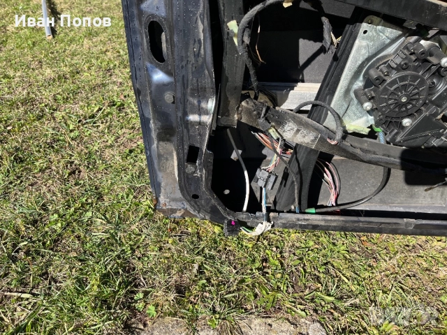 Предна дясна врата Ауди А4 Б5, снимка 6 - Части - 52259734