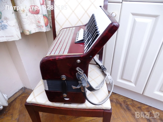 Aкордеон Weltmeister 48 баса в отлично състояние, снимка 12 - Акордеони - 52812242