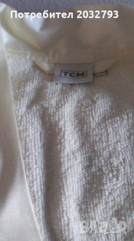 Красив халат хавлия и сатен 38/40 номер, снимка 3 - Други - 41635928