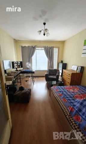 топъл и слънчев двустаен апартамент Фондови жилища, снимка 1