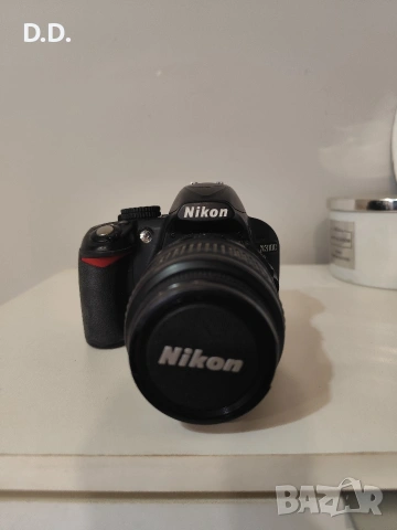Nikon D3100 с китов обектив 