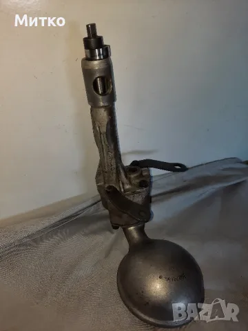 Маслена помпа за Мерцедес W108 w114 w113 M130 M127, снимка 3 - Части - 48766457