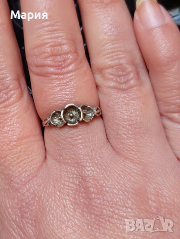 Сребърен пръстен с цветя