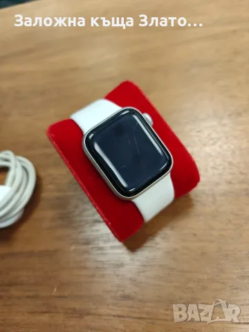Apple Watch Series 5 40мм, снимка 5 - Смарт часовници - 55981113