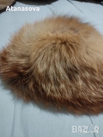 Продавам шапка от естествена кожа лисица 