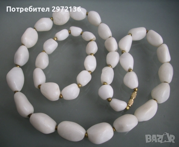 Колие и гривна бял ахат