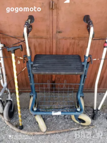 Ролатор, проходилка, десния, синия, снимка 1