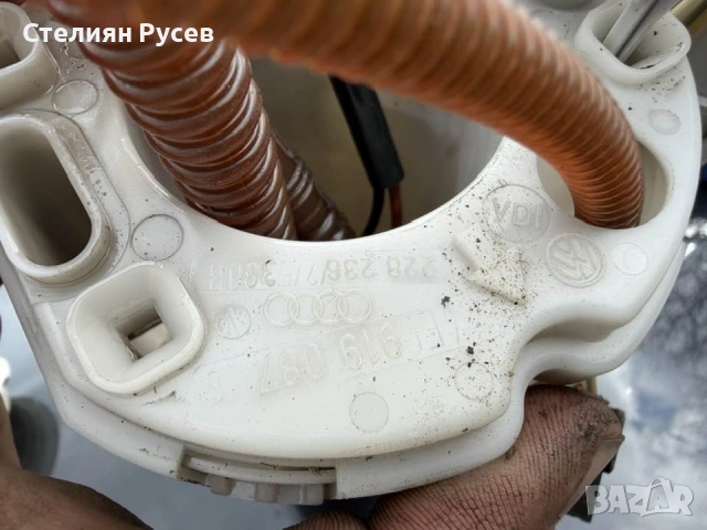  919 087 горивна помпа с кошница audi a8 s8 d3 5.2 450hp facelift 2009г цена  80 евро общо дават се , снимка 3 - Части - 53620052