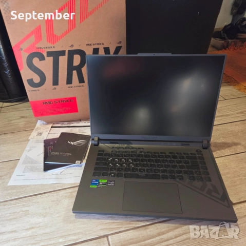 ASUS ROG G16"-2,5K-240 Hz,i7-13650HX,RTX4060,1ТB SSD,НОВ,Гаранция., снимка 3 - Лаптопи за игри - 52263166