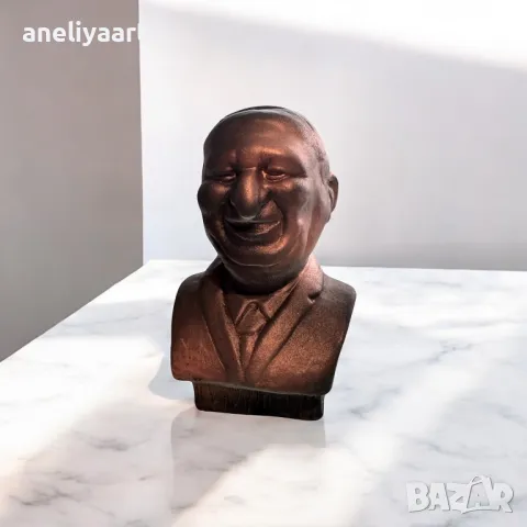 Бюст на Тодор Живков