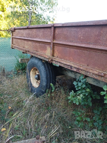 Ремарке с вдигащ кош, снимка 2 - Селскостопанска техника - 53217804
