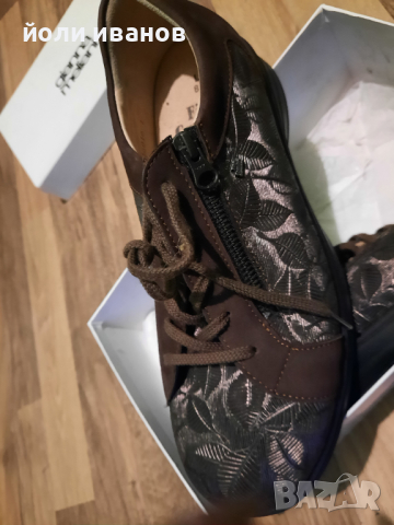 Немски оригинални нови дамски обувки,42 номер, снимка 2 - Дамски елегантни обувки - 44641227