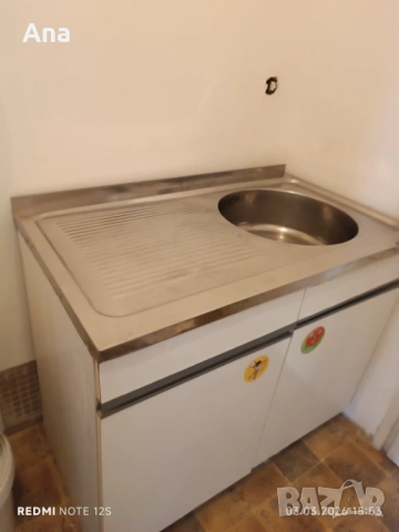 Продавам кухненски шкаф  с мивка алпака, снимка 3 - Мивки - 53730682