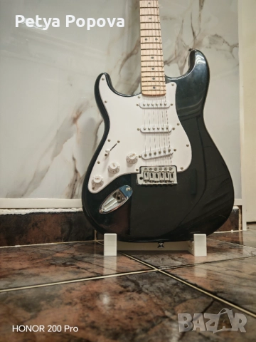 Китара за лява ръка stratocaster на fender square, снимка 3 - Китари - 52356289