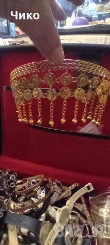 женски шопски позлатен челник 