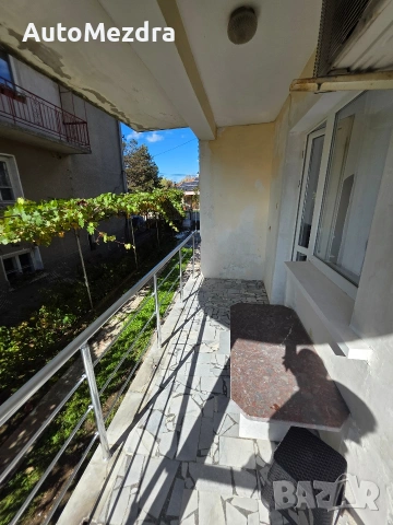 продава се къжа на 3 етажа гр Мездра Възможен бартер за др имот с доплащане , снимка 15 - Къщи - 53332497