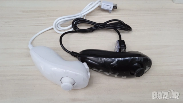 НОВ Nintendo wii nunchuk нинтендо уий нънчък джойстик контролер уии уйй
