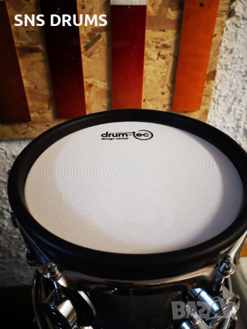 Голям сет електронни барабани в отлично състояние 🥁✨, снимка 3 - Ударни инструменти - 43143808